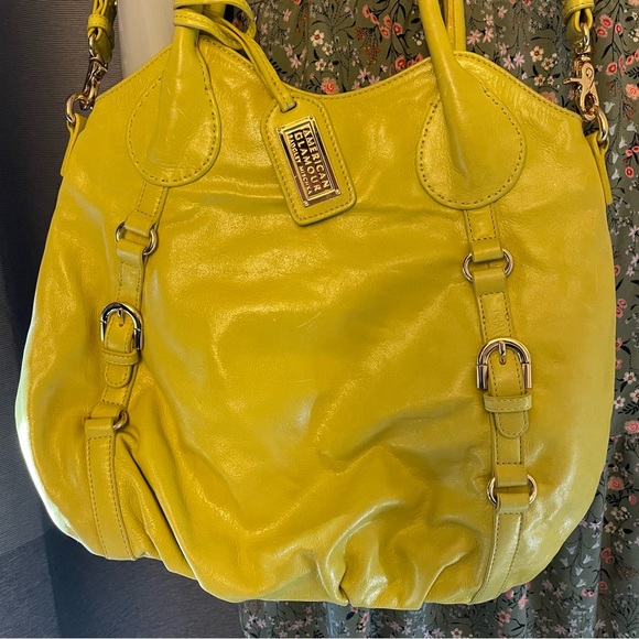 Used only once!  Gorgeous Badgley Mischka American Glamour yellow leather bag - Picture 3 of 13